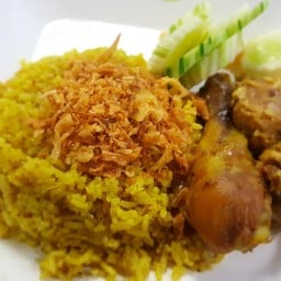 แม่มี่ข้าวซอย