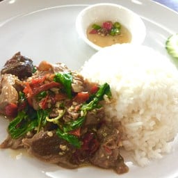 หมูตุ๋นเป็ดตุ๋น ปั้มบางจากทางไปสนามช้าง