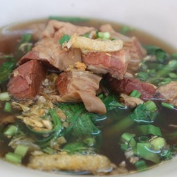 ราดหน้าสองพี่น้อง ก๋วยเตี๋ยวกะละมัง