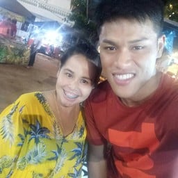 นักเตะทีมชาติ...มาเที่ยวเกาะล้านสองครั้ง...ก็ยังมาทานเราเราเช่นเคยค่ะ