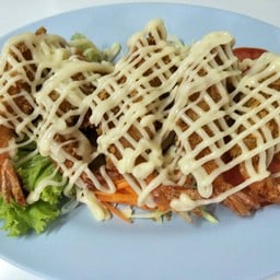 กุ้งทอดครีมสลัด