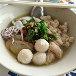 เปรี้ยวดี เผ็ดโดน