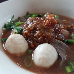 เตี๋ยวเรือต่อชาม บางแวก