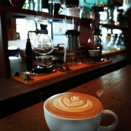 บ้านศิลป์ ลาภิน