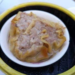 โตน หมี่เกี๊ยว