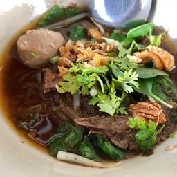 ก๋วยเตี๋ยวเรือ ลำพูน สูตร อยุธยา By ยายต้า