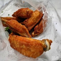 ไก่ตะเกียบทอดใบมะกรูด รพ.ยันฮี