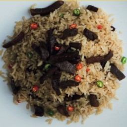 ข้าวผัดเนื้อเค็ม หุงด้วยกรรมวิธีเช็ดน้ำแบบดั้งเดิม