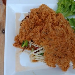 ยำปลาดุกฟู