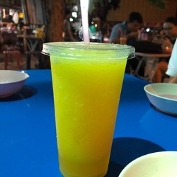 ป้าดา น้ำแข็งใส