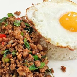 ข้าวกะเพราหมูสับ