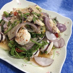 ส้มตำเจ้พินลูกป้าอ้อย