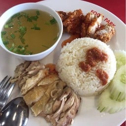 สุดยอดข้าวมันไก่  โรบินสันสุรินทร์