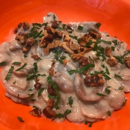 Homemade Cavatelli Pasta Musrooms Truffle Cashewcream sauce