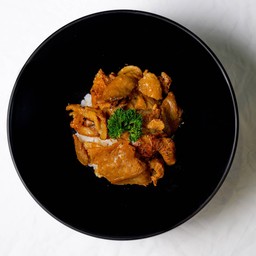 ข้าวหน้าหมูสไบด์  + ซุปมิโสะ