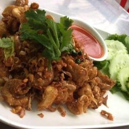ไส้อ่อนทอดกระเทียม