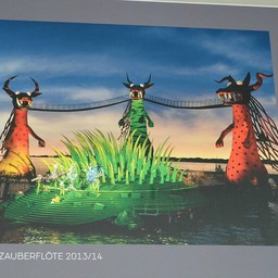 เวทีกลางน้ำ 2013-2014