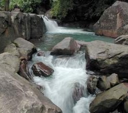 น้ำตกส้มป่อย