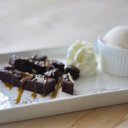 Bucket Berg ศรีราชา