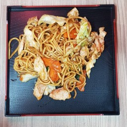 ยากิโซบะหมู