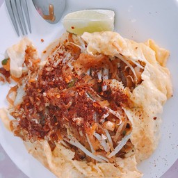 ผัดไท ห่อไข่