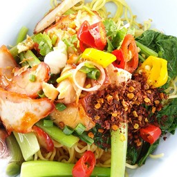 บะหมี่เกี๊ยวต้มยำ แฟมิลี่มาร์ท