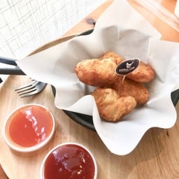 InWhite café