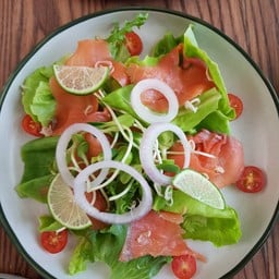 ยำแซลม่อน