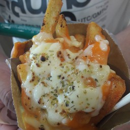 ชีสซี่ ฟรายด์ โลตัส ศาลายา