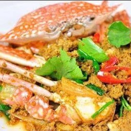 ปูม้าผัดผงกะหรี่
