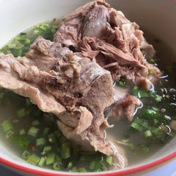 เล้ง เล้ง ซุปเปอร์แซ่บ ปตท. แยกไฟแดงไทรน้อย