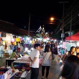 ไทยากิ @ถนนคนเดิน