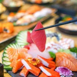 KUMA Sushi x Yakiniku ภูเก็ต