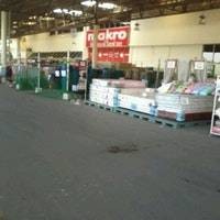 ตลาดนัดแม็คโครนครปฐม