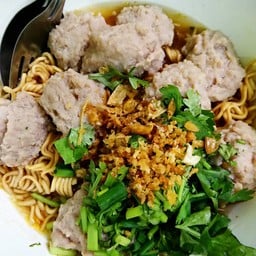 พี่ต่ายโจ๊กหมูบะช่อ 1