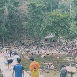 น้ำตกโยง