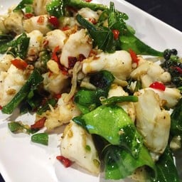 เนื้อปูผัดพริกขี้หนู