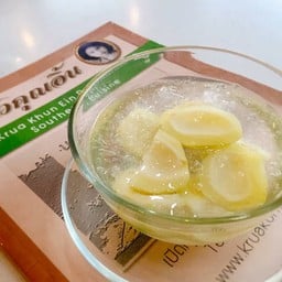 มะม่วงเบาลอยแก้ว