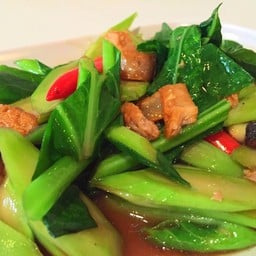 คะน้าปลาเค็ม