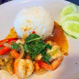 ข้าวกระเพรากุ้ง