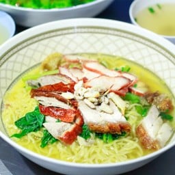 เฮียฮั้ว บะหมี่เป็ด บางแสน