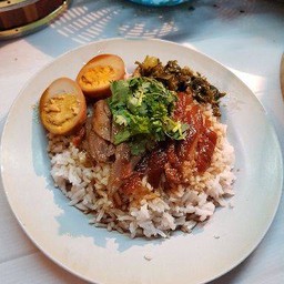 ข้าวขาหมูรสเด็ดเจ้าเก่า(หลังวัดพลับพลาชัย)