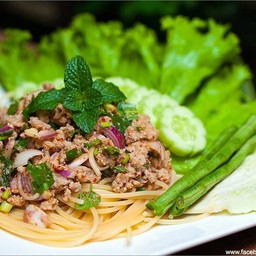 สปาเก็ตตี้ลาบไก่ทอด