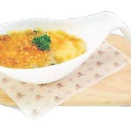 ผักโขมและมันบดอบชีส