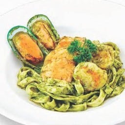 เพสโต้ซอสซีฟู้ด