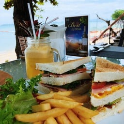 โนโวเทลพัทยาโมดัสบีชฟร้อนท์รีสอร์ท