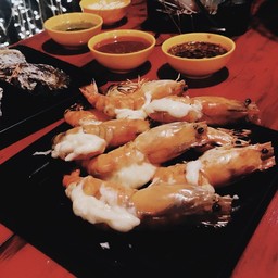 กุ้งชีส ร้านใส่ชีสมาให้แล้วนะคะ ย่างแล้วเยิ้มๆ ฟินนน