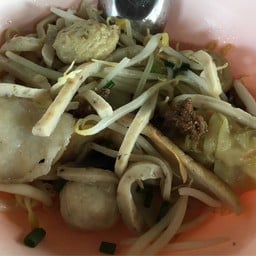 เส้นปลาน้ำ