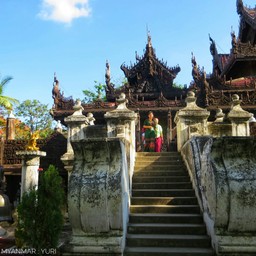 Golden Palace (ชเวนันดอว์) Mandalay