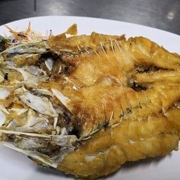 ปลากระพงทอดน้ำปลา